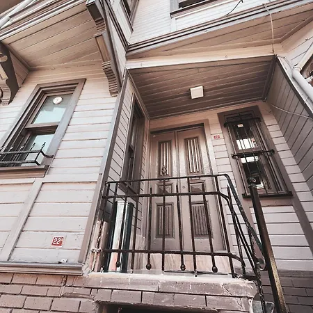 אכסניה Piya Boutique