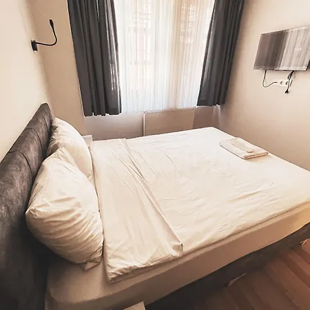 Piya Boutique Vandrerhjem Istanbul