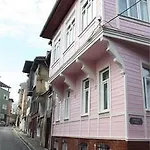 Piya Boutique